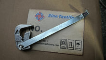 Selvedge Yarn Assembly for Vamatex Loom